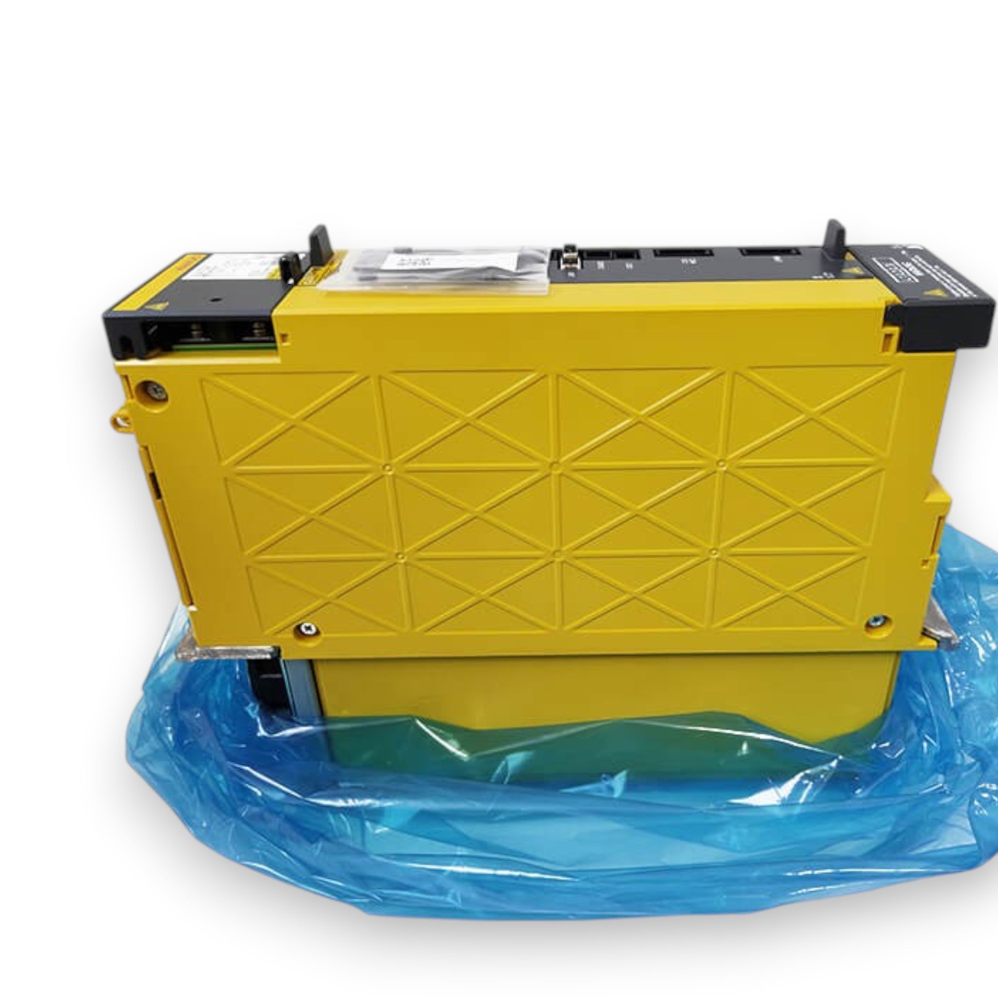 JJAutomation Fanuc αiPS 15-B power supply module A06B-6200-H015 in yellow casing with black top connectors