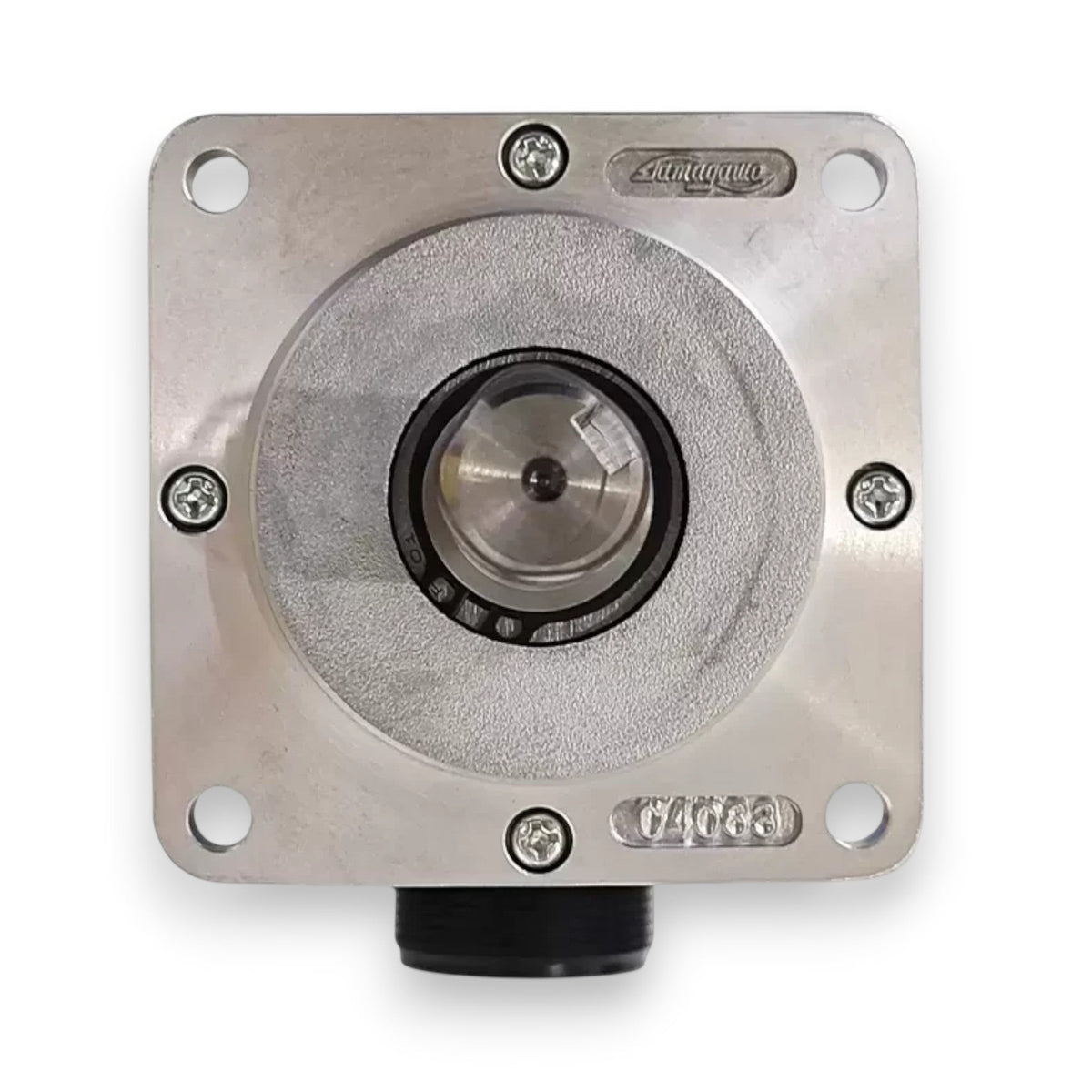 JJAutomation Mitsubishi OSE1024-3-15-68-8 synchronous feed encoder with a silver square flange and central shaft.